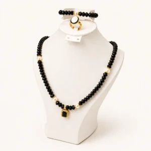Collier Cristal Noir Bague