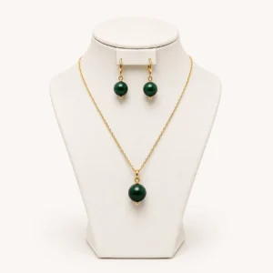 Parure pierre verte & métal doré — collier + boucles