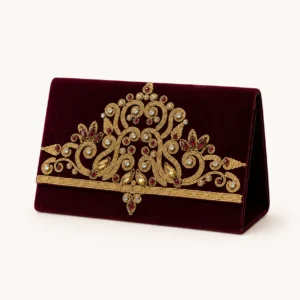 Pochette de cérémonie velours brodé or — bordeaux & grenat
