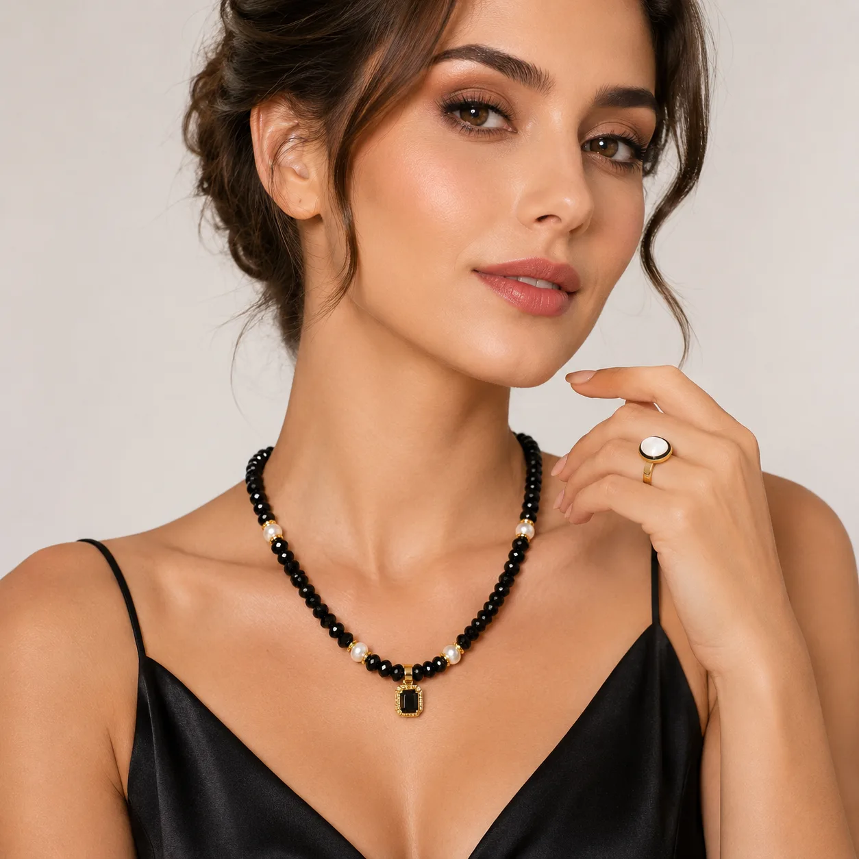 Collier cristal noir & bague assortie