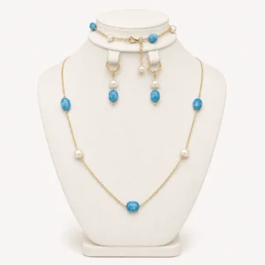 Parure collier, bracelet et boucles en pierres bleues et perles nacrées