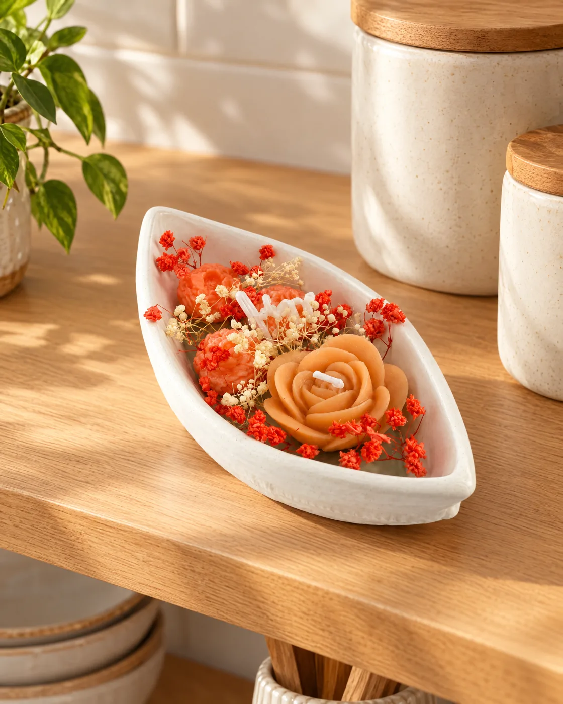 Bougie fleur rose orange — en situation