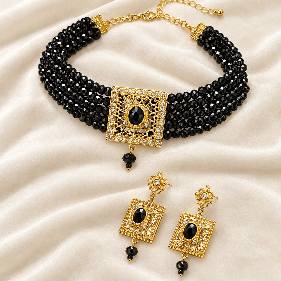 Choker cristal noir & or — sur velours